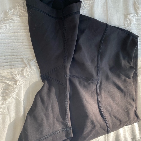 Lululemon Wunder Train 6” size 4 - Picture 5 of 7